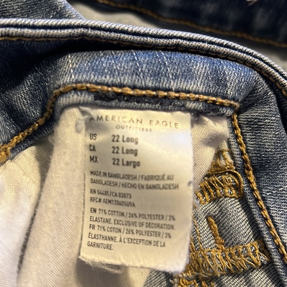 American Eagle plus size jeans. - Picture 2 of 4